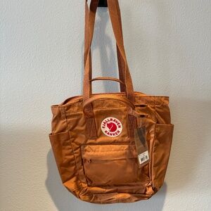 Fjällräven Kånken Totepack Desert Brown OS